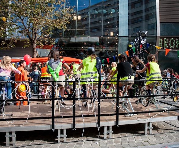 FESTIVAL DE RUE POUR LA JOURNEE SANS VOITURE – 17/09/2017