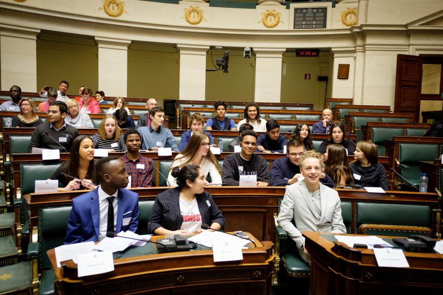 PORTE TOI CANDIDAT POUR LE JURY DU PRIX OFFICIEL DES DROITS DE L’ENFANT !